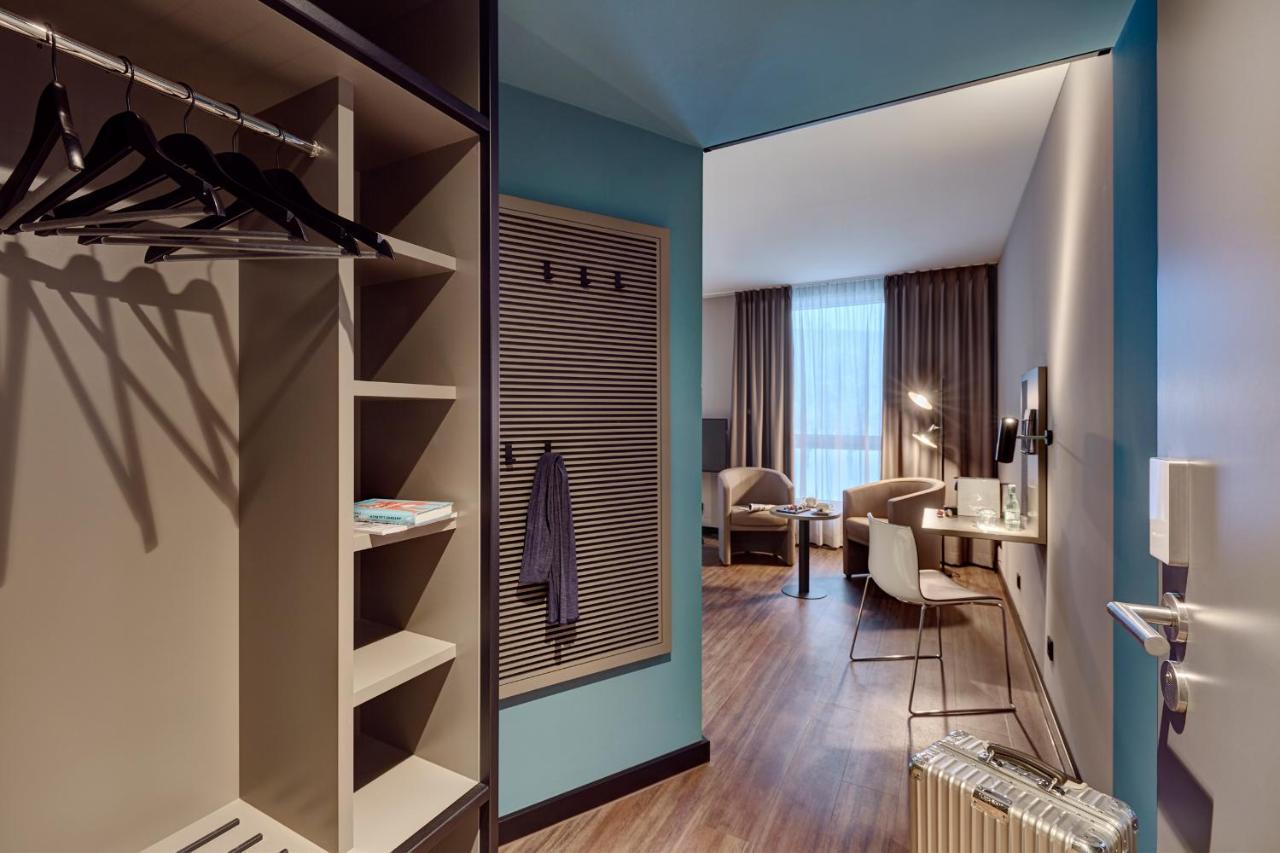 Legere Hotel Wiesbaden-Таунусштайн Екстер'єр фото